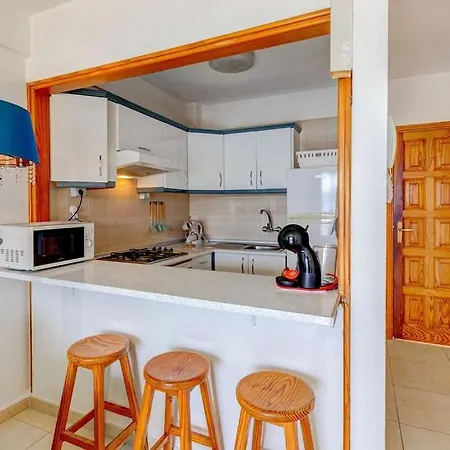 Ocean View 2bedroom In Los Cristianos, Heated Pool, 3 Minutes To Beach * Los Cristianos (Tenerife)