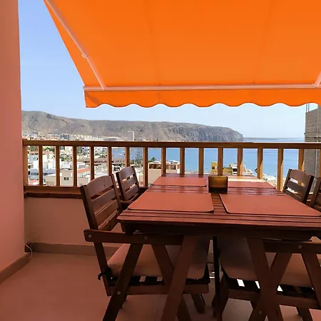 Ocean View 2bedroom In Los Cristianos, Heated Pool, 3 Minutes To Beach Apartment
