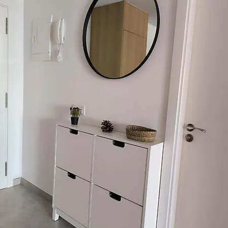 Apartment Ocean View 2bedroom In Los Cristianos, Heated Pool, 3 Minutes To Beach
