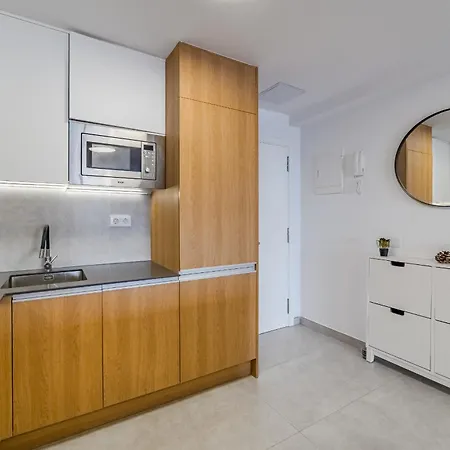 Ocean View 2bedroom In Cristianos, Heated Pool, 3 Minutes To Los Cristianos (Tenerife)