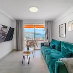 Ocean View 2bedroom In Cristianos, Heated Pool, 3 Minutes To Apartamento