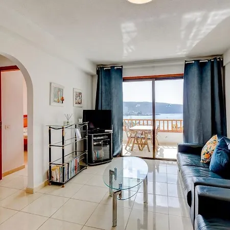 Ocean View 2bedroom In Los Cristianos, Heated Pool, 3 Minutes To Beach Apartamento Los Cristianos (Tenerife)