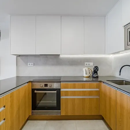 Ocean View 2bedroom In Cristianos, Heated Pool, 3 Minutes To Apartment *